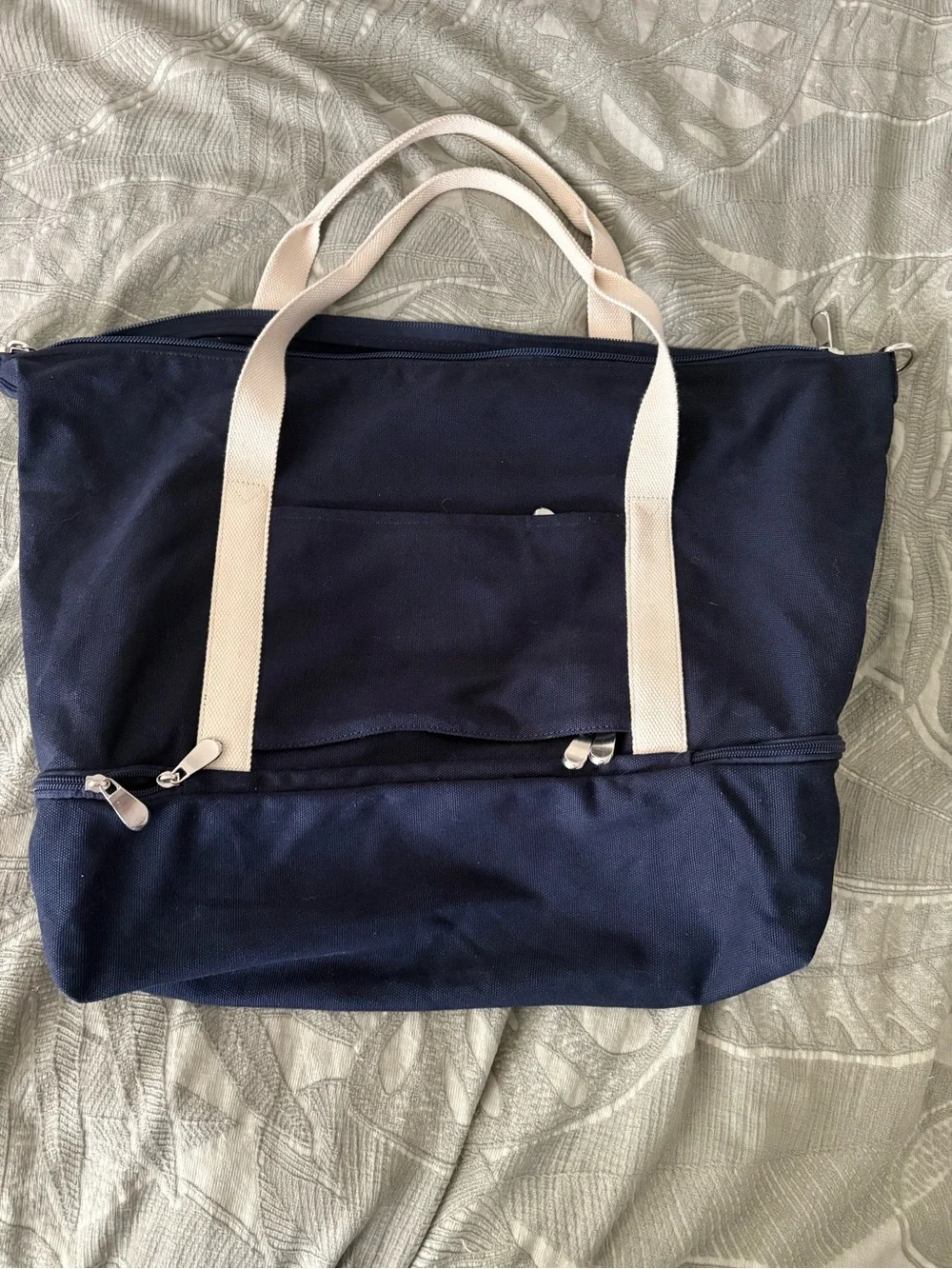 Lo & Sons Navy Duffel Tote with Cream Handles